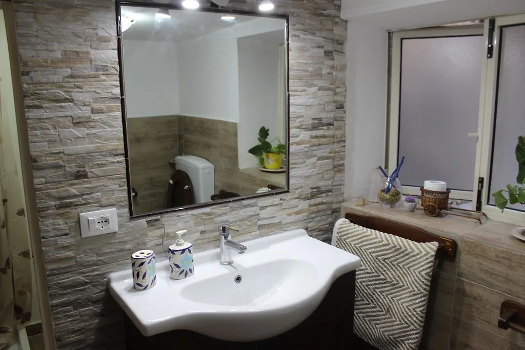 شقة باليرمو  في The Small Harbor House إيطاليا